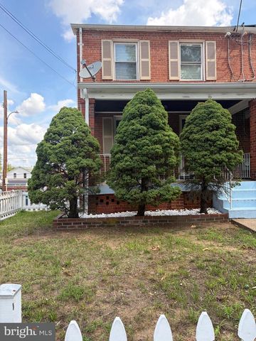 2210 S ST SE, Washington, DC 20020
