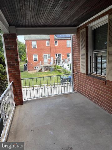 2210 S ST SE, Washington, DC 20020