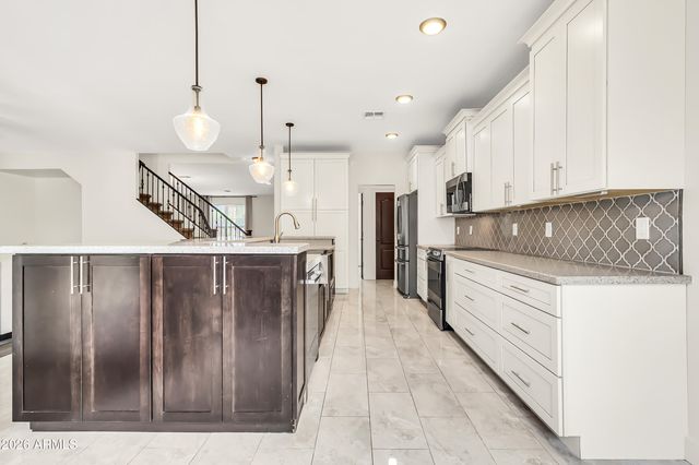 2698 E TEAKWOOD Place, Chandler, AZ 85249