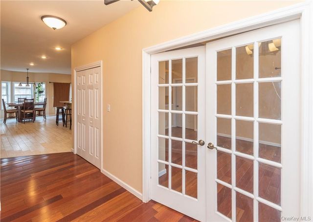 66 Mulberry Lane, Milton, NY 12547