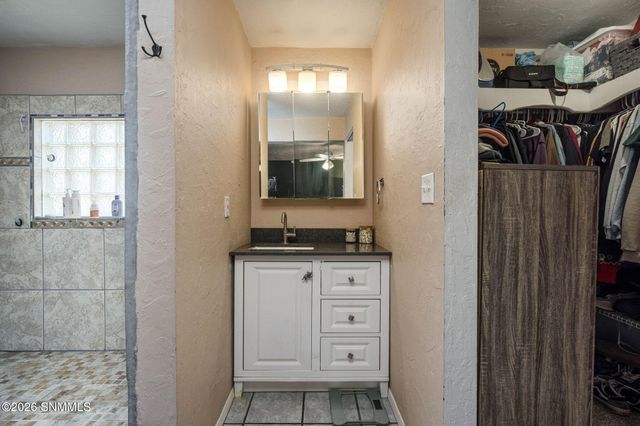 1121 Luna Street, Las Cruces, NM 88001