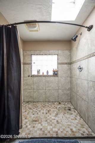 1121 Luna Street, Las Cruces, NM 88001