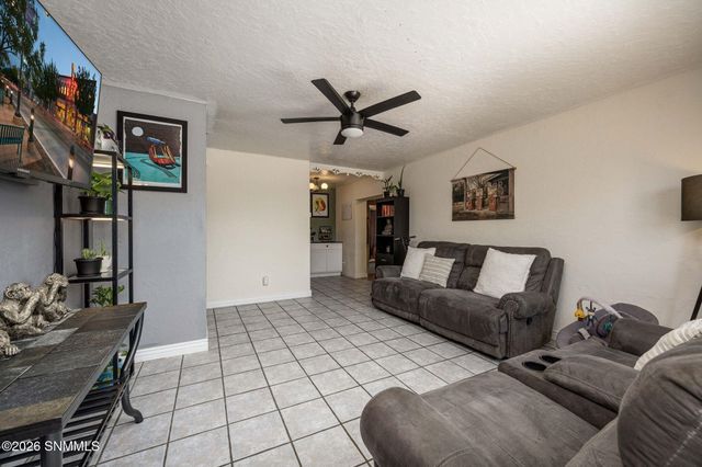 1121 Luna Street, Las Cruces, NM 88001