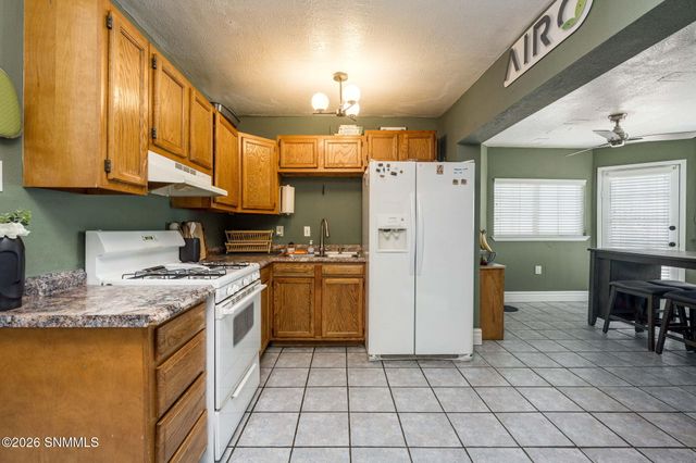 1121 Luna Street, Las Cruces, NM 88001
