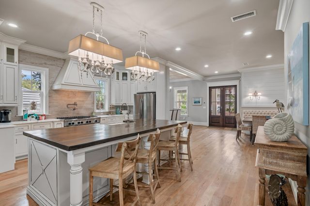 3574 Waverly Circle, Destin, FL 32541