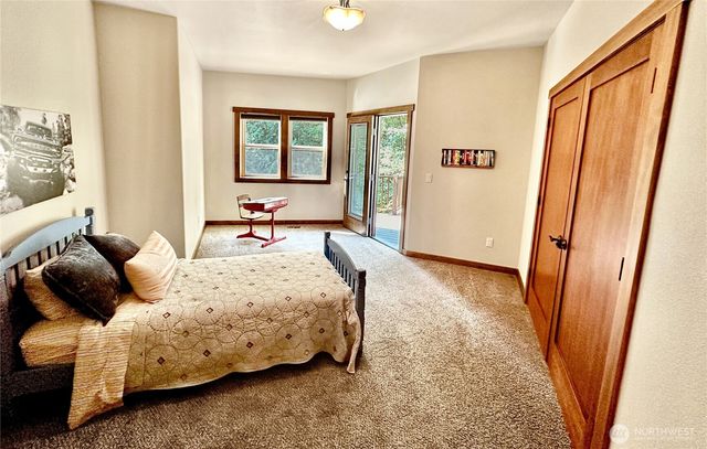 5633 Cedar Flats Road SW, Olympia, WA 98512