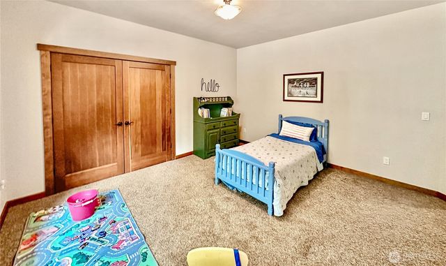 5633 Cedar Flats Road SW, Olympia, WA 98512
