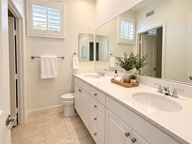 128 Carrotwood, Irvine, CA 92618