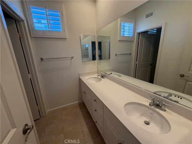 128 Carrotwood, Irvine, CA 92618