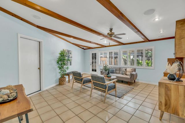 1071 W Monterey Ave, Stockton, CA 95204