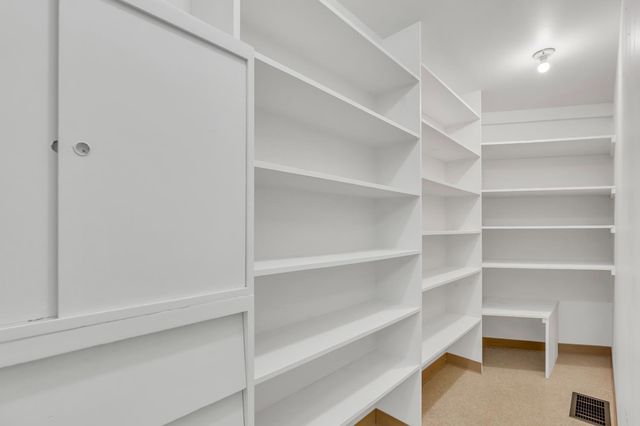 1071 W Monterey Ave, Stockton, CA 95204