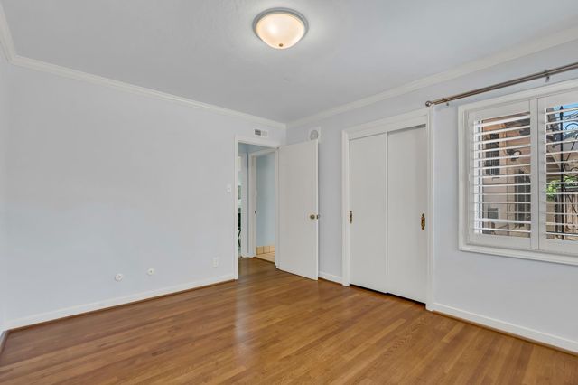 1071 W Monterey Ave, Stockton, CA 95204