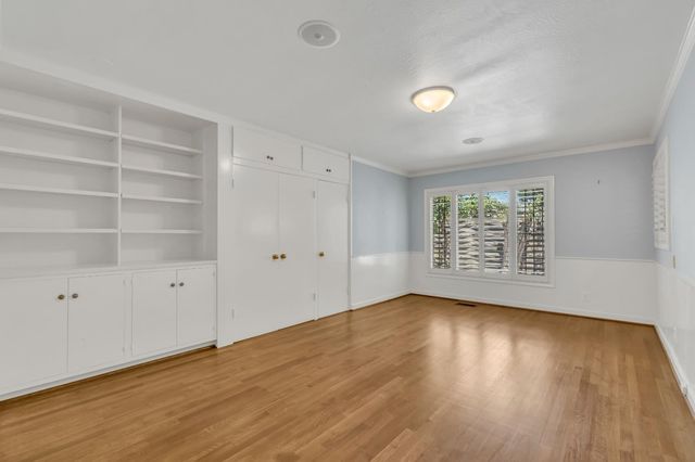 1071 W Monterey Ave, Stockton, CA 95204