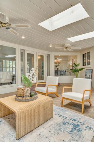 1071 W Monterey Ave, Stockton, CA 95204