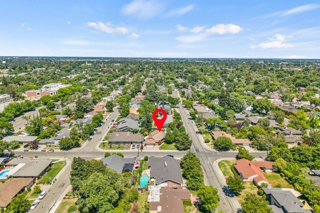 1071 W Monterey Ave, Stockton, CA 95204