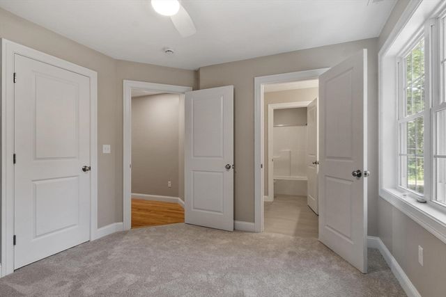4 Jewett Rd, Sterling, MA 01564