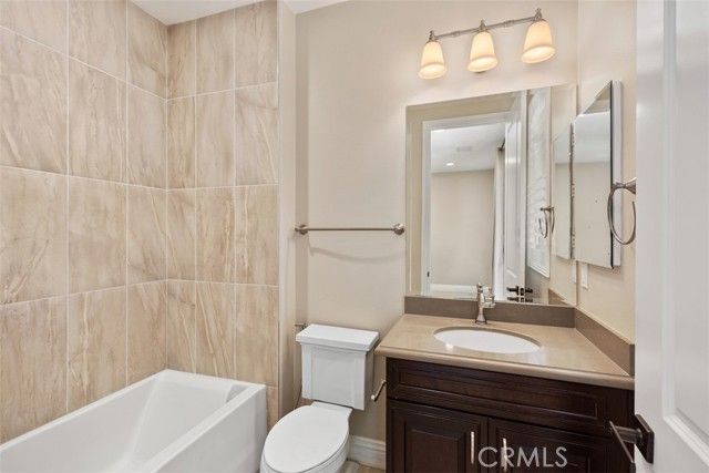 57 Gainsboro, Irvine, CA 92620