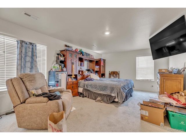2710 Wren Dr, Johnstown, CO 80534