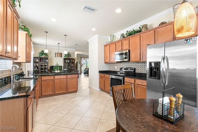 11430 Icarus CIR, Lehigh Acres, FL 33971