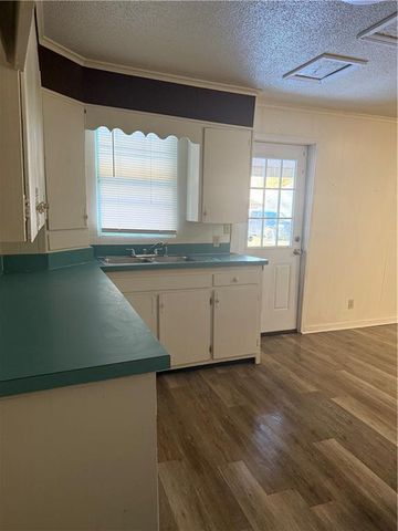 210 W Forest Street, Pittsburg, KS 66762