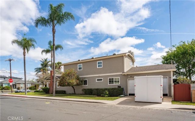 2576 El Dorado, Torrance, CA 90503