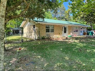 1716 Courtney Drive, Gautier, MS 39553
