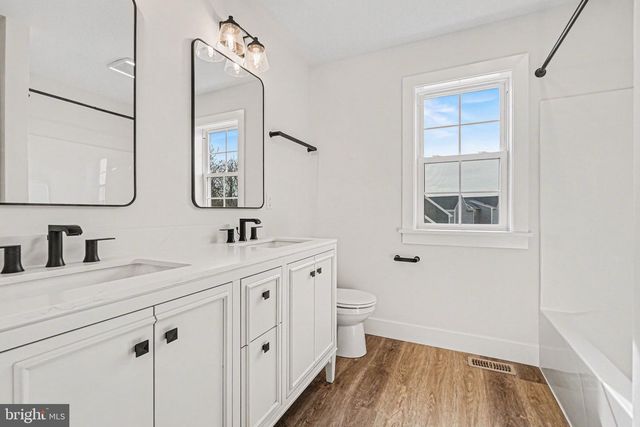 103 BROOKFIELD DR, Elizabethtown, PA 17022