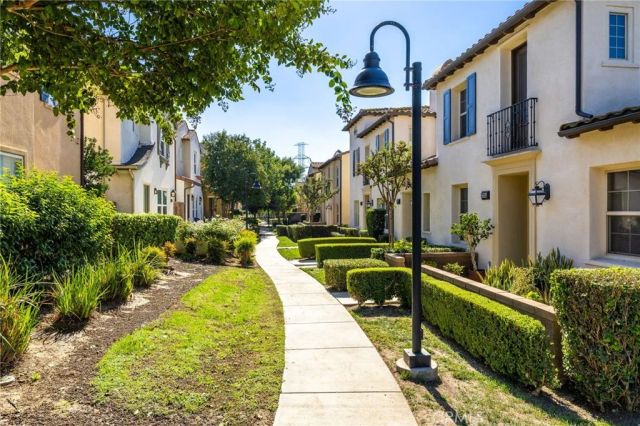 3203 S Edenglen Paseo B, Ontario, CA 91761