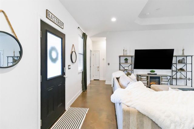 152 Keawakapu DR, Bastrop, TX 78602