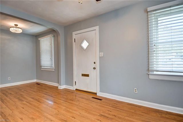 118 Rogers AVE, Norfolk, VA 23505