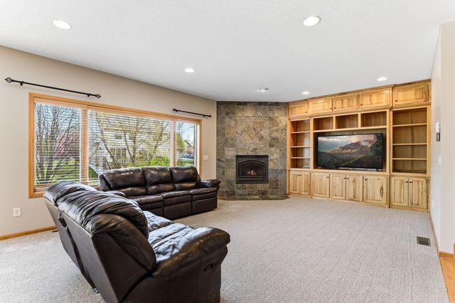 10360 Quail Avenue N, Brooklyn Park, MN 55443