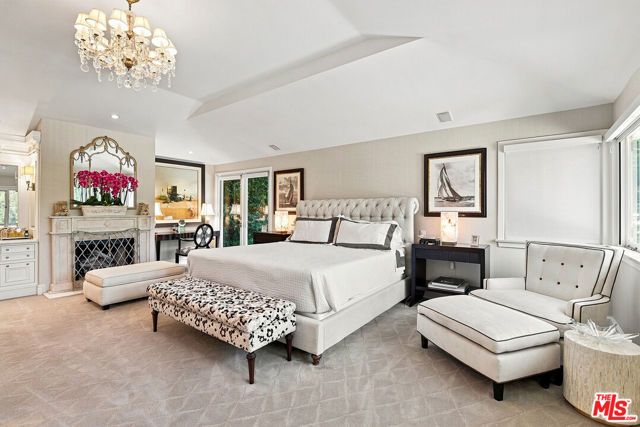 3235 Oakdell Lane, Los Angeles, CA 91604