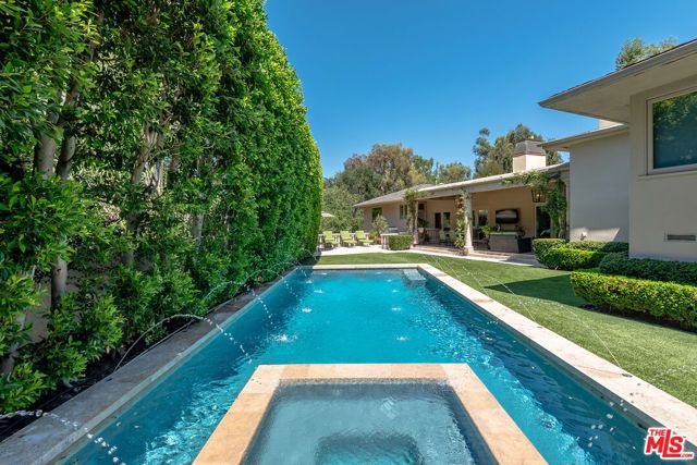 3235 Oakdell Lane, Los Angeles, CA 91604