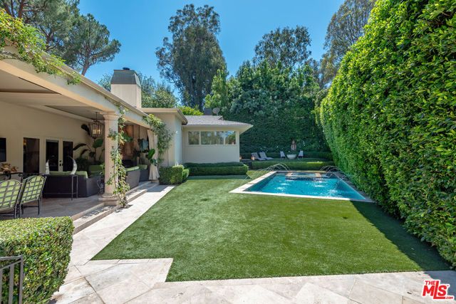 3235 Oakdell Lane, Los Angeles, CA 91604