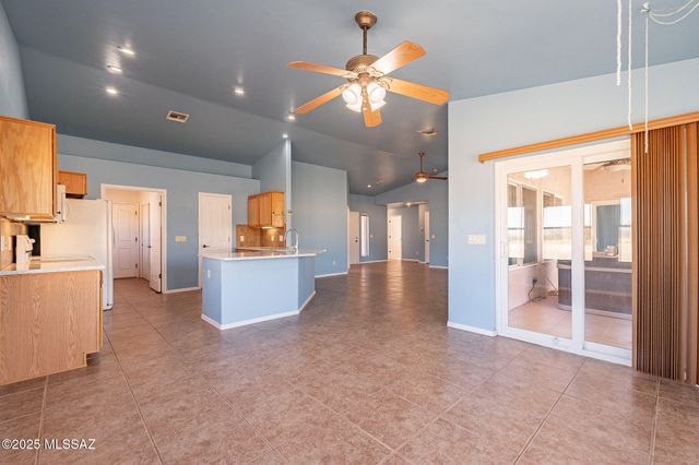 1176 W Trigger Lane, Cochise, AZ 85606