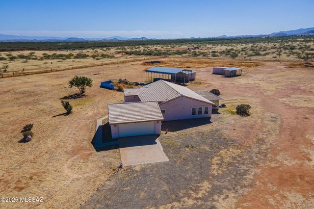 1176 W Trigger Lane, Cochise, AZ 85606