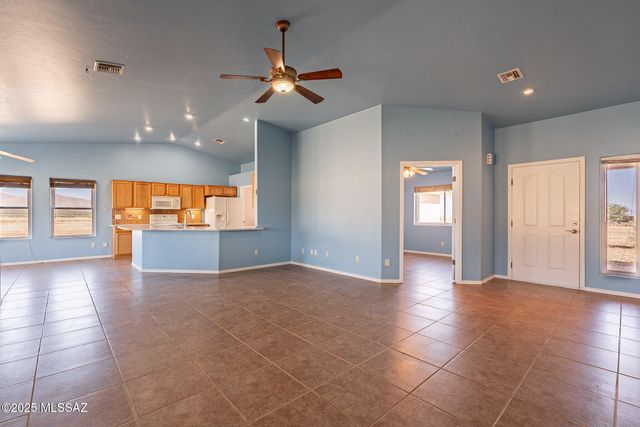1176 W Trigger Lane, Cochise, AZ 85606