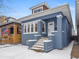 5408 N Luna Avenue, Chicago, IL 60630