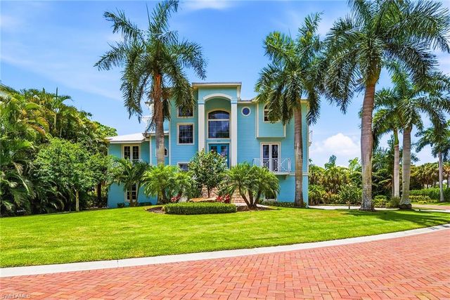 98 Southport CV, Bonita Springs, FL 34134
