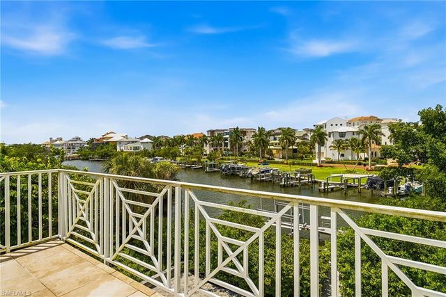98 Southport CV, Bonita Springs, FL 34134