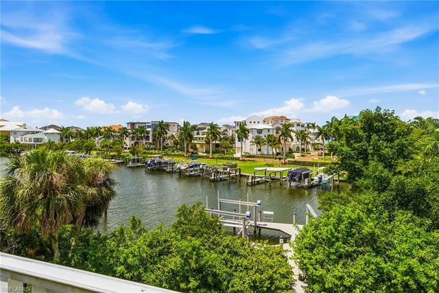 98 Southport CV, Bonita Springs, FL 34134