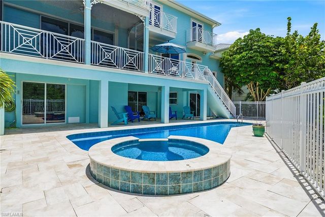 98 Southport CV, Bonita Springs, FL 34134