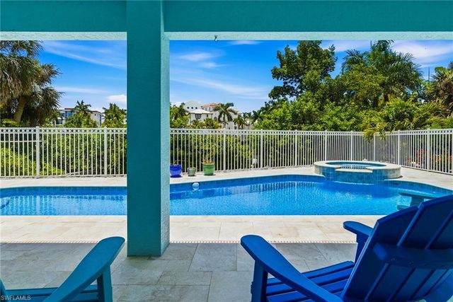 98 Southport CV, Bonita Springs, FL 34134