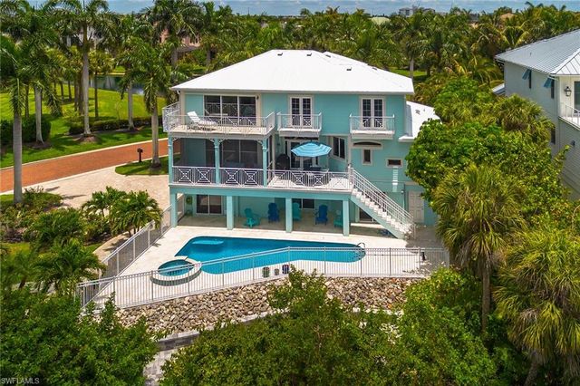 98 Southport CV, Bonita Springs, FL 34134