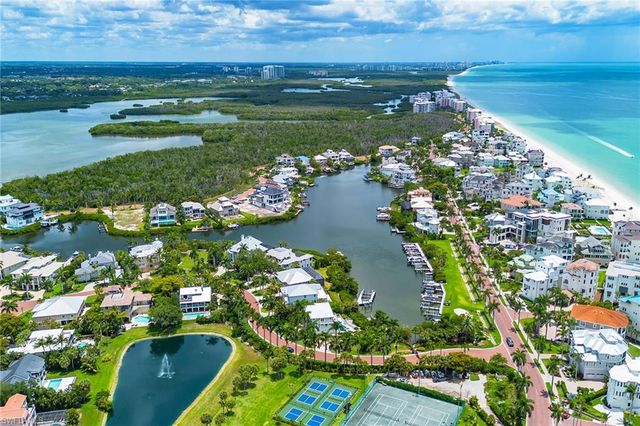98 Southport CV, Bonita Springs, FL 34134