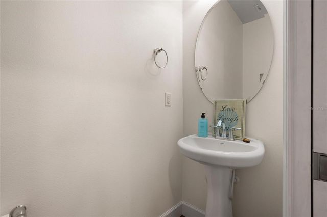 1762 BOTTLEBRUSH WAY, North Port, FL 34289
