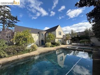 6 Muir Ave, Piedmont, CA 94610