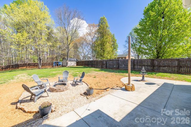 114 Riverton Drive, Statesville, NC 28625