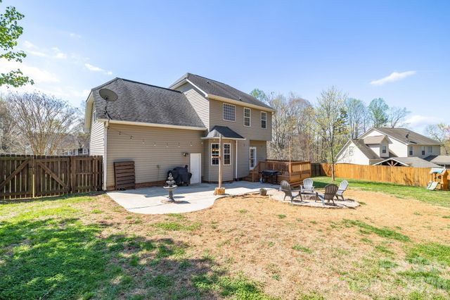 114 Riverton Drive, Statesville, NC 28625