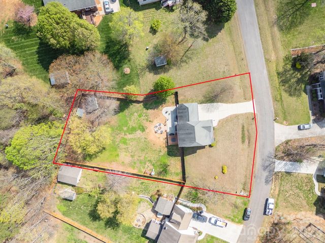 114 Riverton Drive, Statesville, NC 28625